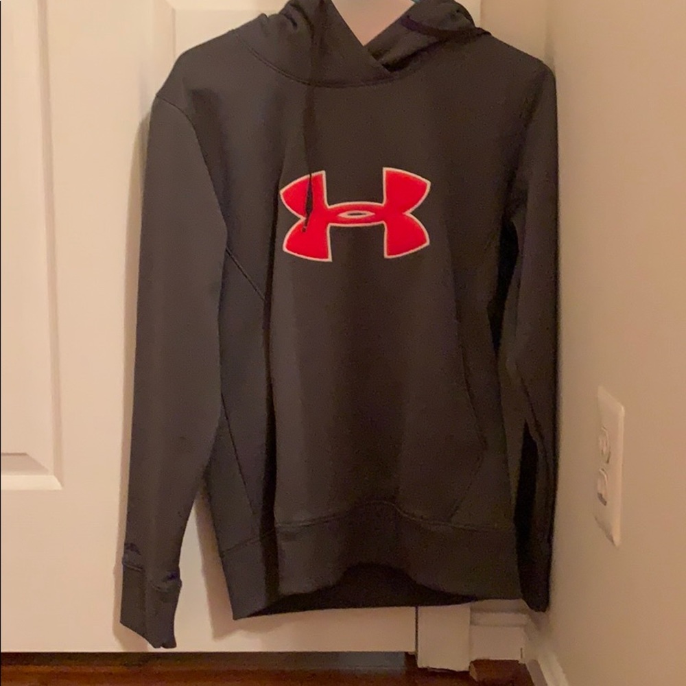 Girls under Armour Hoodie
